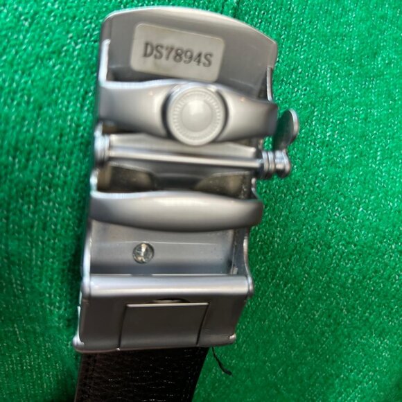 Women's Ford Mustang Running Horse Logo Size XL Black Genuine Leather Belt - Picture 3 of 4